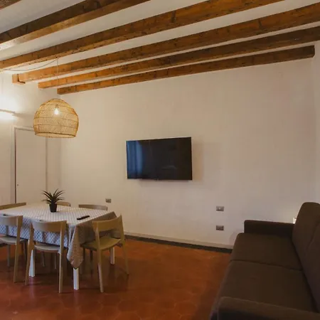 Magic Place - Buk With Garden View - Citta Alta Апартаменты *