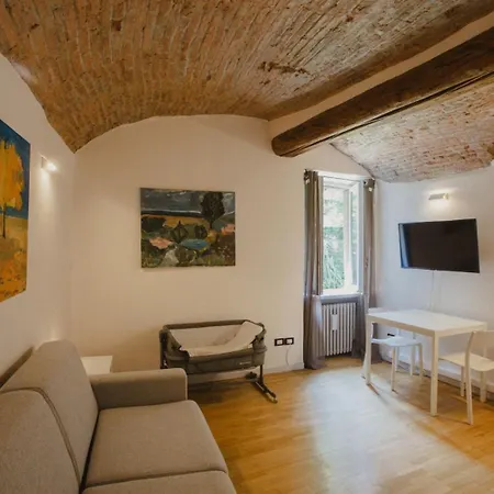 Апартаменты Magic Place - Buk With Garden View - Citta Alta Бергамо